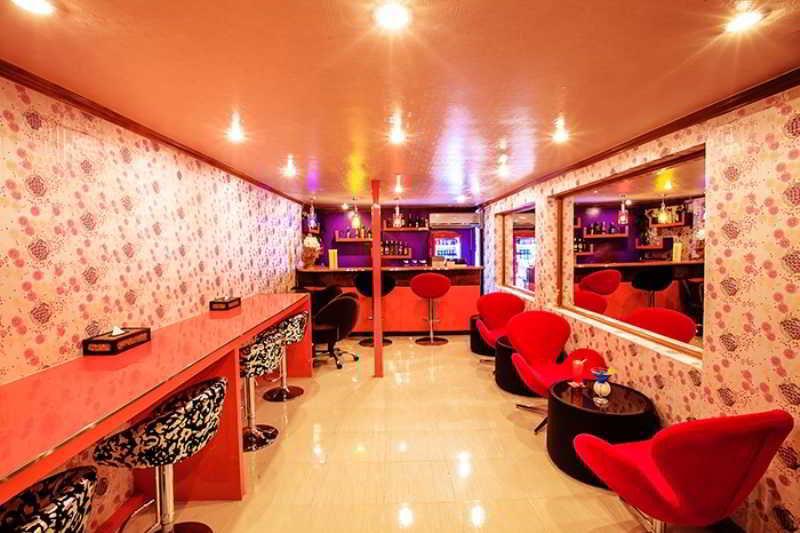 Oyo 796 Paradise Sukhumvit Hotel بانكوك المظهر الخارجي الصورة