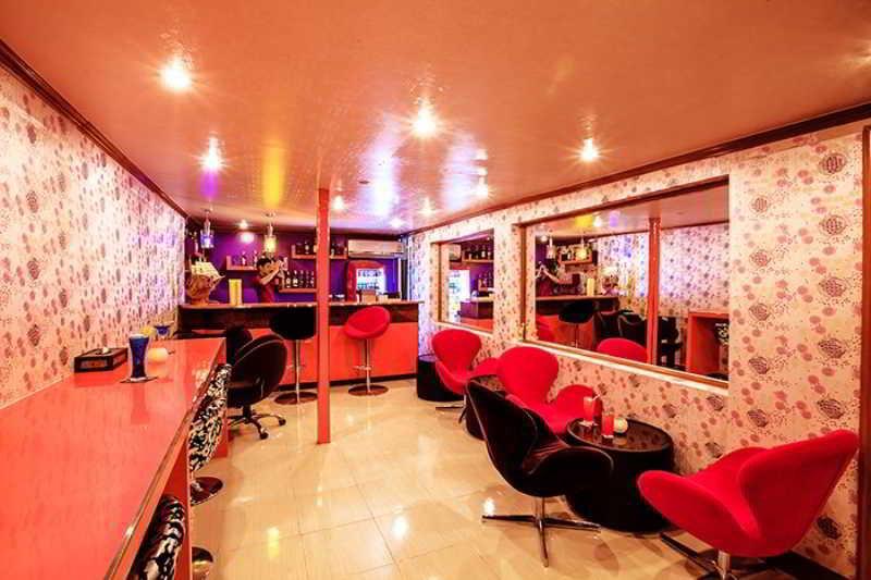 Oyo 796 Paradise Sukhumvit Hotel بانكوك المظهر الخارجي الصورة