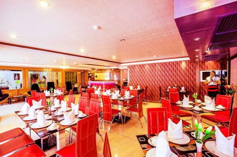 Oyo 796 Paradise Sukhumvit Hotel بانكوك المظهر الخارجي الصورة