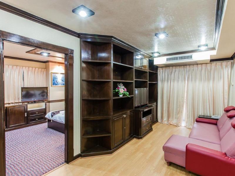 Oyo 796 Paradise Sukhumvit Hotel بانكوك المظهر الخارجي الصورة