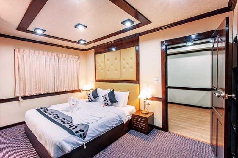 Oyo 796 Paradise Sukhumvit Hotel بانكوك المظهر الخارجي الصورة