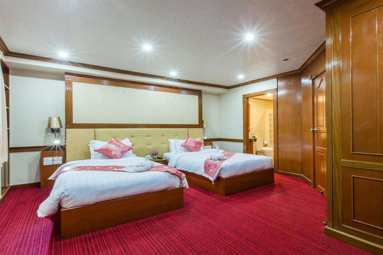 Oyo 796 Paradise Sukhumvit Hotel بانكوك المظهر الخارجي الصورة