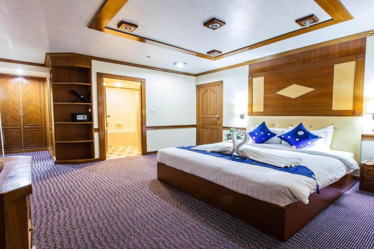 Oyo 796 Paradise Sukhumvit Hotel بانكوك المظهر الخارجي الصورة