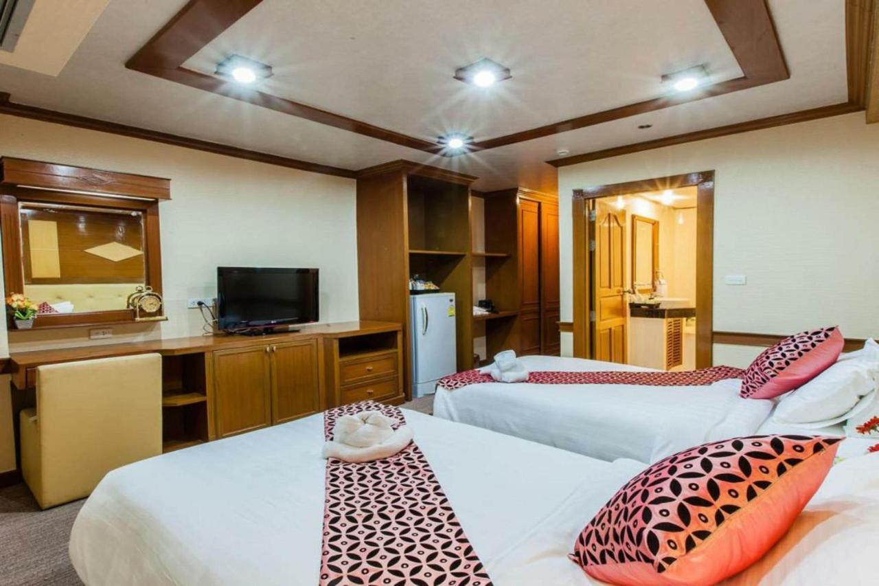 Oyo 796 Paradise Sukhumvit Hotel بانكوك المظهر الخارجي الصورة